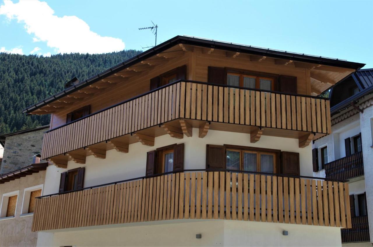 A Due Passi Valdidentro Apartment Isolaccia Exterior photo
