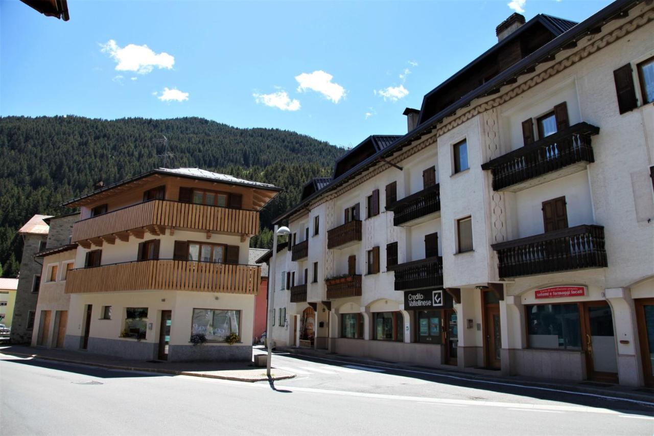 A Due Passi Valdidentro Apartment Isolaccia Exterior photo