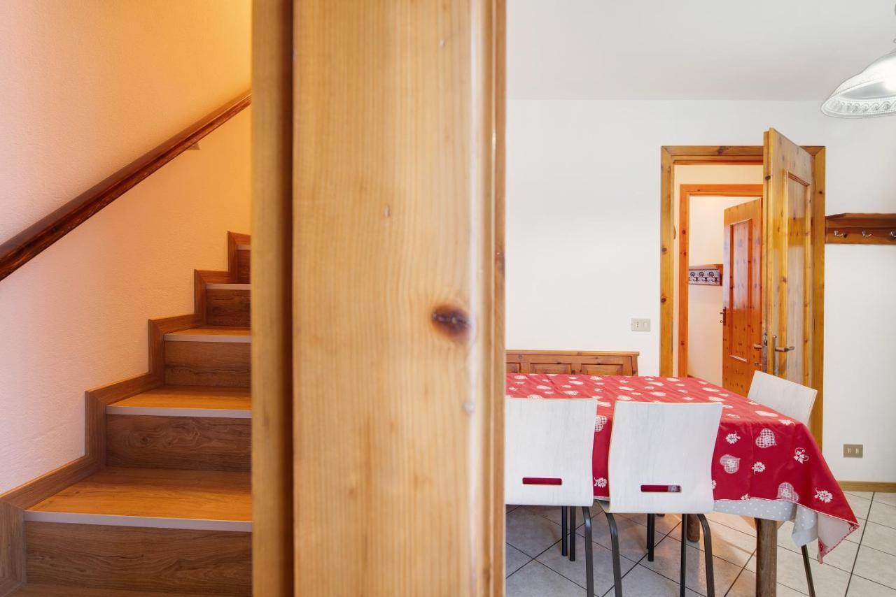 A Due Passi Valdidentro Apartment Isolaccia Exterior photo