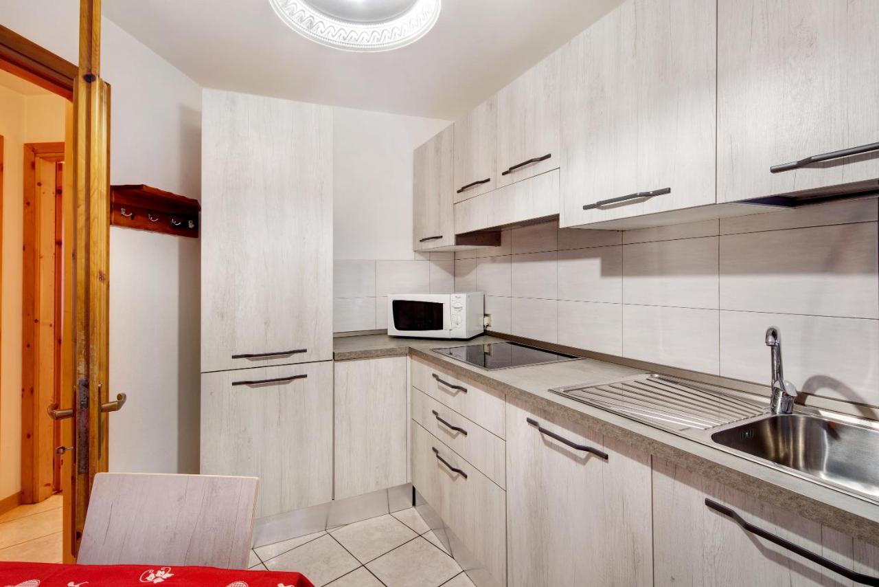A Due Passi Valdidentro Apartment Isolaccia Exterior photo
